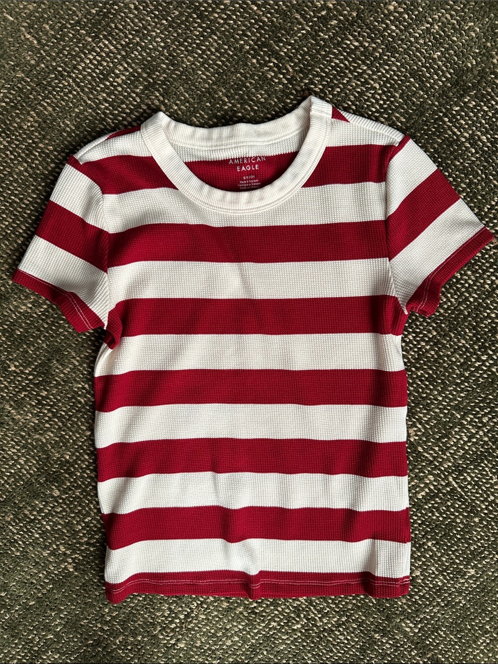 American Eagle Outfitters Red & White Striped Short-Sleeve Tee